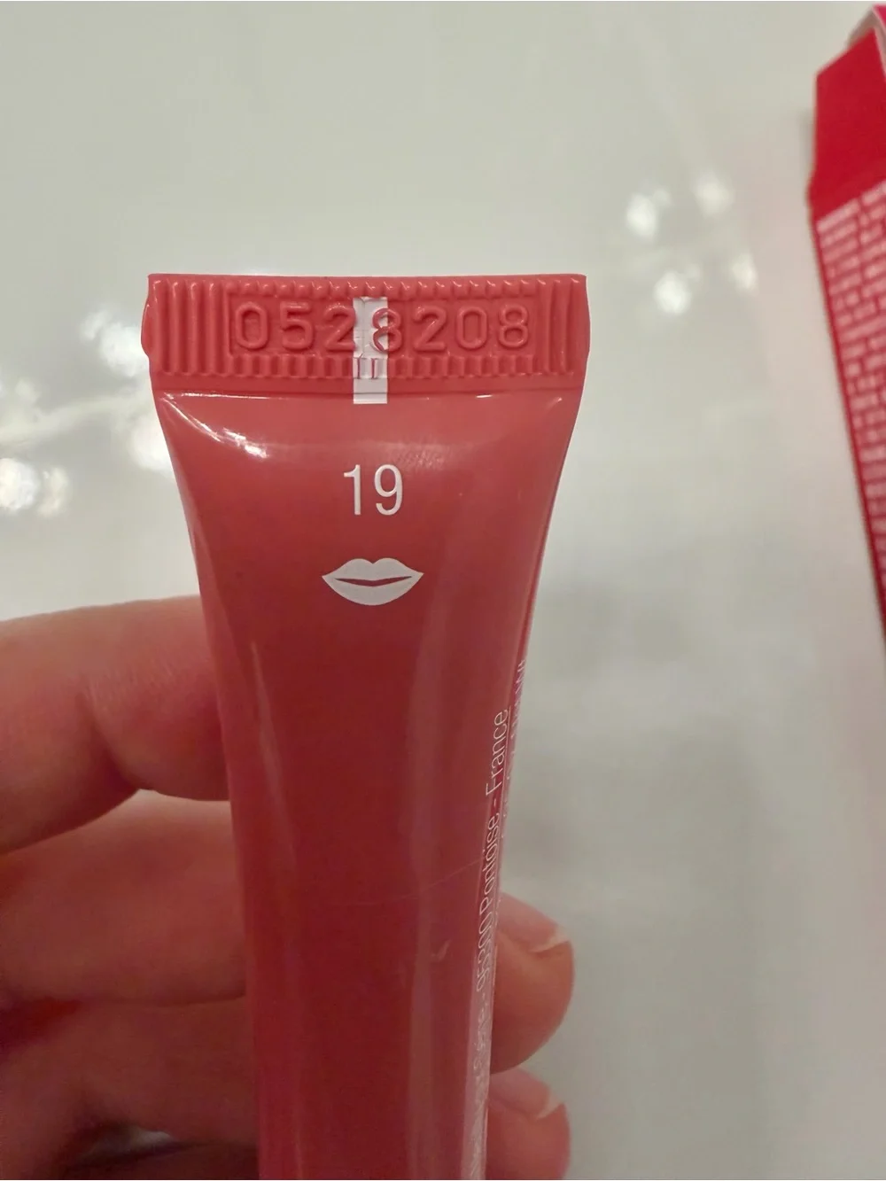 Clarins Lip Perfector #19 Intense Smoky Rose (Full Size, 12mL/0.35oz) NWT